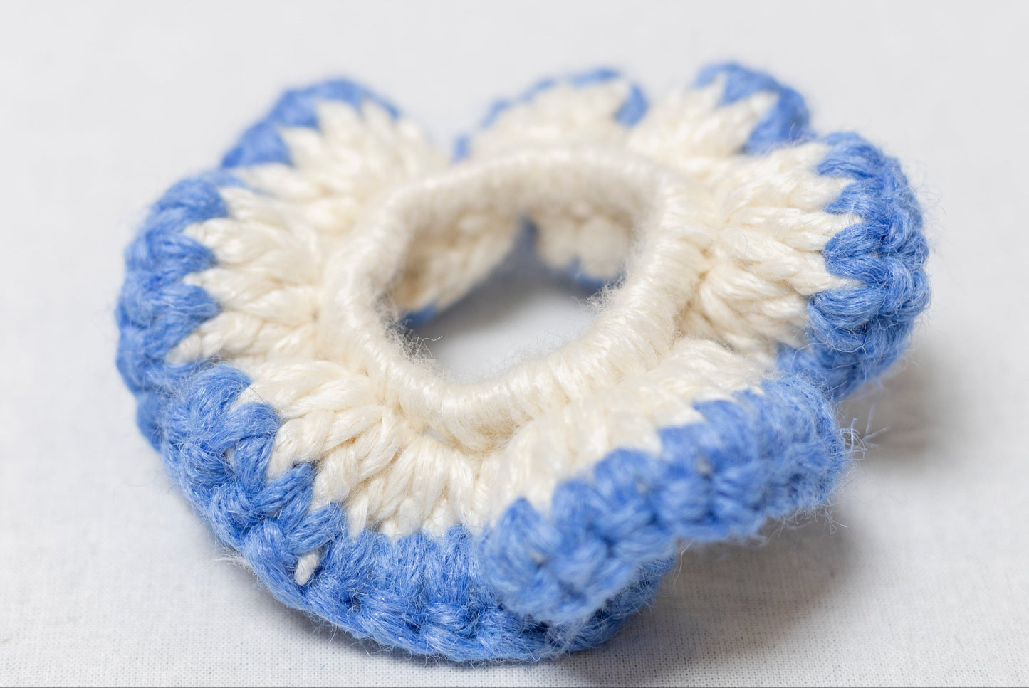 WHIZZY WHITE AND BLUE SCRUNCHIE