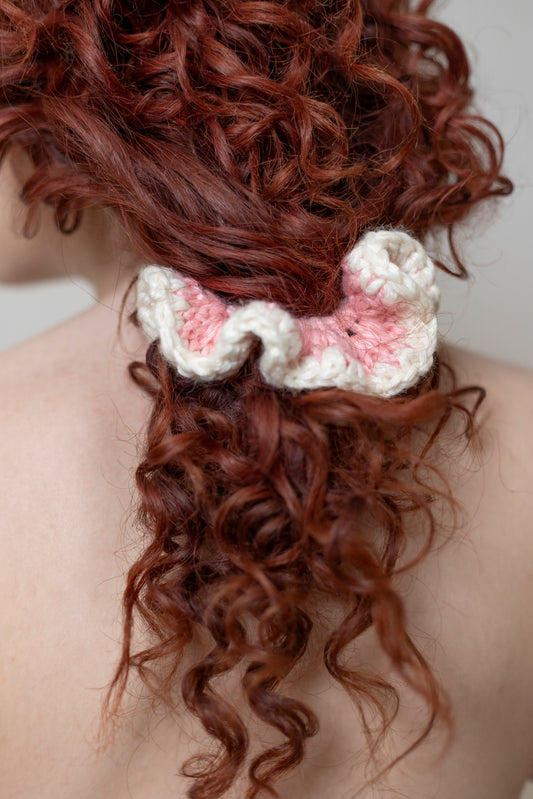 WHIZZY PINK AND WHITE SCRUNCHIE